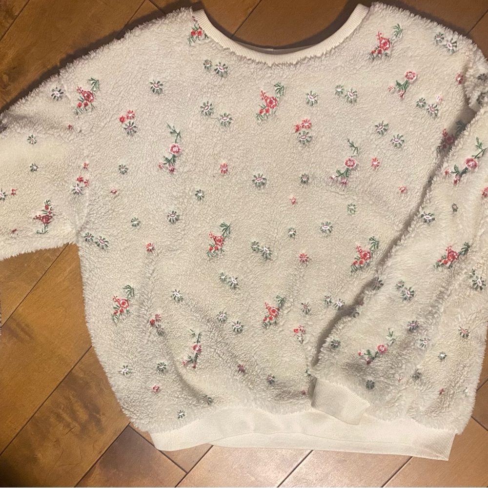 Supayana lovely warm sweater